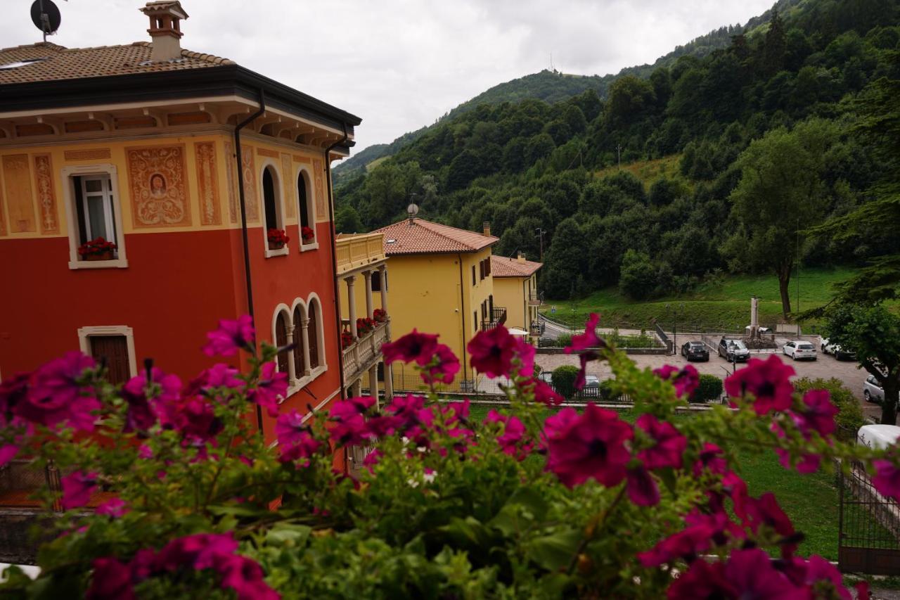 Hotel Baldo Ferrara di Monte Baldo Exterior photo
